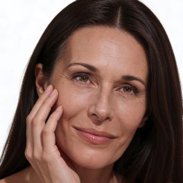 Menopausa: quando a ci&ecirc;ncia come&ccedil;a a olhar para a pele e para os sintomas como um todo