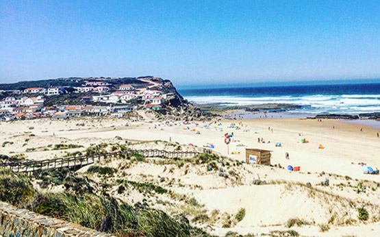 Praias no Algarve que tem de conhecer