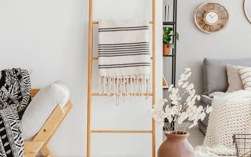 14 mantas quentes para ter sempre ao lado do sof&aacute;