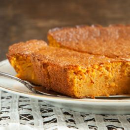 Bolo de cenoura: esta é a receita que tem mesmo de fazer