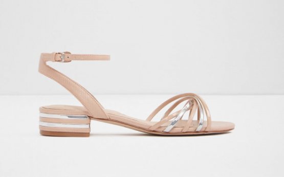 Royyna nova chegada de moda, estilo as mulheres bombas dedo apontado  mulheres sapatos rasos senhora de casamento sapatos confortáveis e macios  frete grátis comprar \u003e Mulheres's Shoes ~ Improemcasa.pt