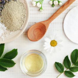Cosméticos caseiros: os cuidados de beleza ideais para peles sensíveis