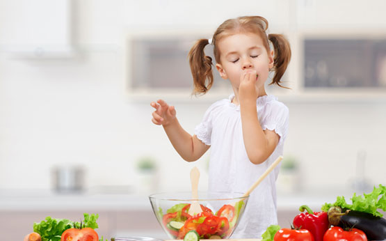 Frutas e legumes: 9 formas para convencer o seu filho a comer bem