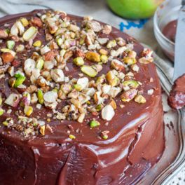 A nossa melhor receita de bolo de chocolate &eacute; com frutos secos