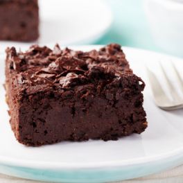 Este bolo de chocolate rápido é um dos nossos favoritos