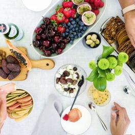 Almoço de tábua: um delicioso salva-vidas das refeições de grupo