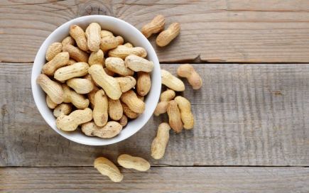Amendoim: o fruto seco calórico que também tem imensos benefícios
