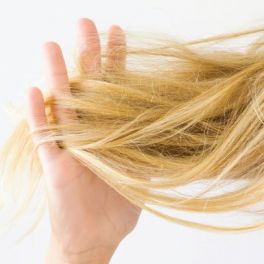 Como tratar e prevenir a queda de cabelo sazonal