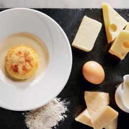 Soufflé de queijo, um prato leve e delicioso
