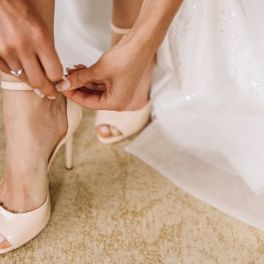 Sapatos de noiva: rasos, altos e confortáveis para um casamento arrasador