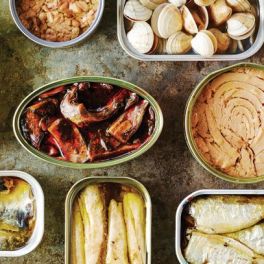 Saiba como consumir e onde comer conservas portuguesas