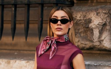 Como usar um lenço ao pescoço (e não só) e dar um upgrade ao look em 2 minutos
