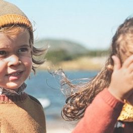 14 marcas portuguesas de roupa infantil para crianças felizes