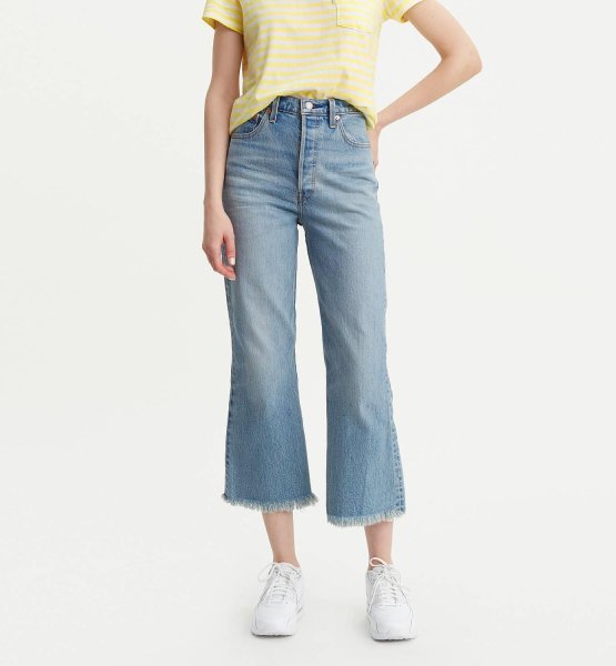 calças boca de sino pull and bear