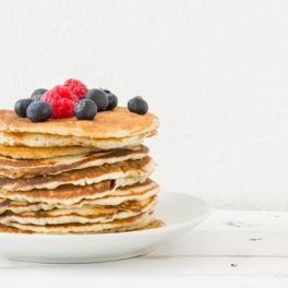 14 receitas de panquecas paleo para provar ao pequeno-almoço