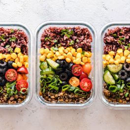 Meal prep: a tendência saudável que lhe vai poupar tempo e dinheiro