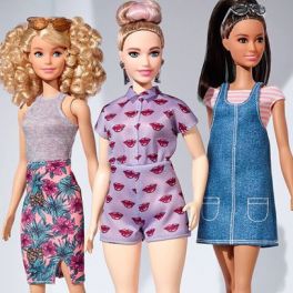 Barbie com curvas não conquistou crianças, diz estudo