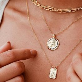 16 colares baratos e minimalistas para usar com todo o guarda-roupa