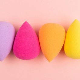 Os passos certos para usar a Beauty Blender, a esponja mais famosa do mundo