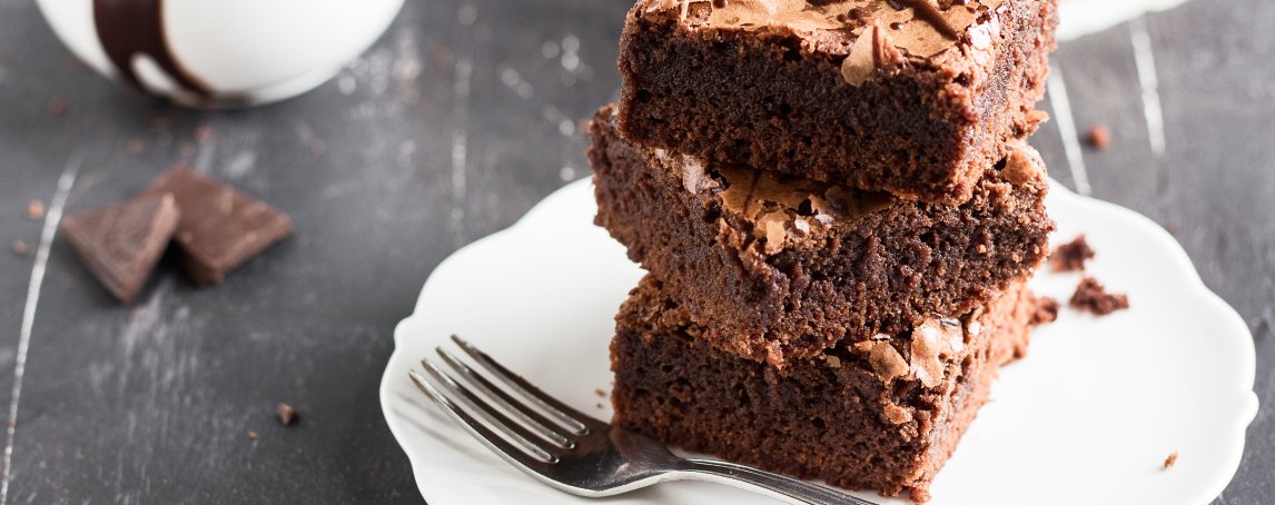 Bolo de chocolate húmido: a receita que faz crescer água na boca