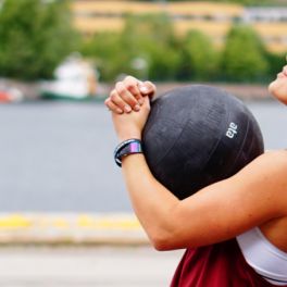 Quer iniciar-se no CrossFit? Conheça a modalidade, o jargão e onde praticar