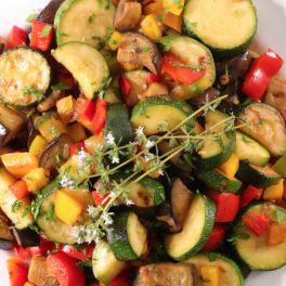 Ratatouille de legumes: uma receita fácil, rápida e deliciosa