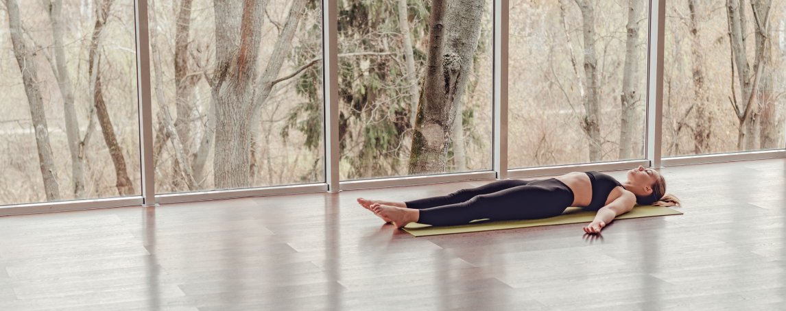 Yoga do sono: três posturas que garantem uma noite descansada