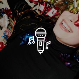 Histórias de Natal: amigos e karaoke