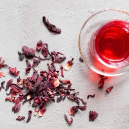 15 boas razões para se render ao chá de hibisco