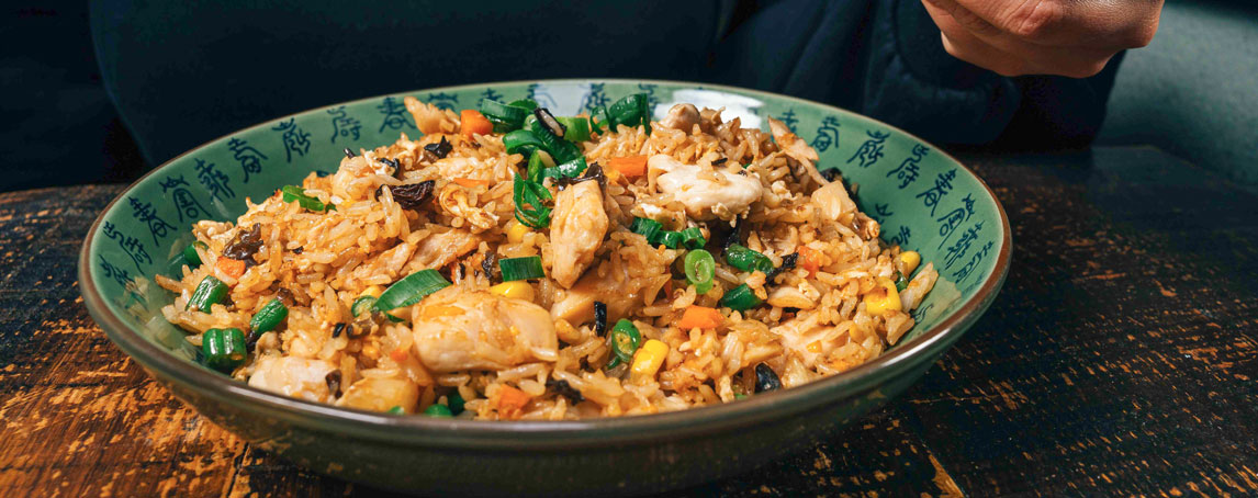 Esta é ‘a receita’ de arroz frito que tem de fazer em casa