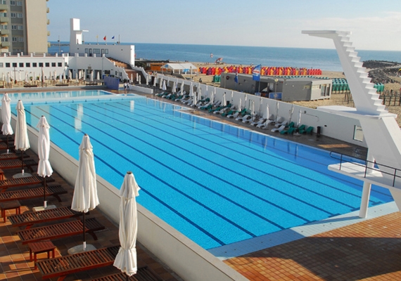 Piscina Solário Atlântico 