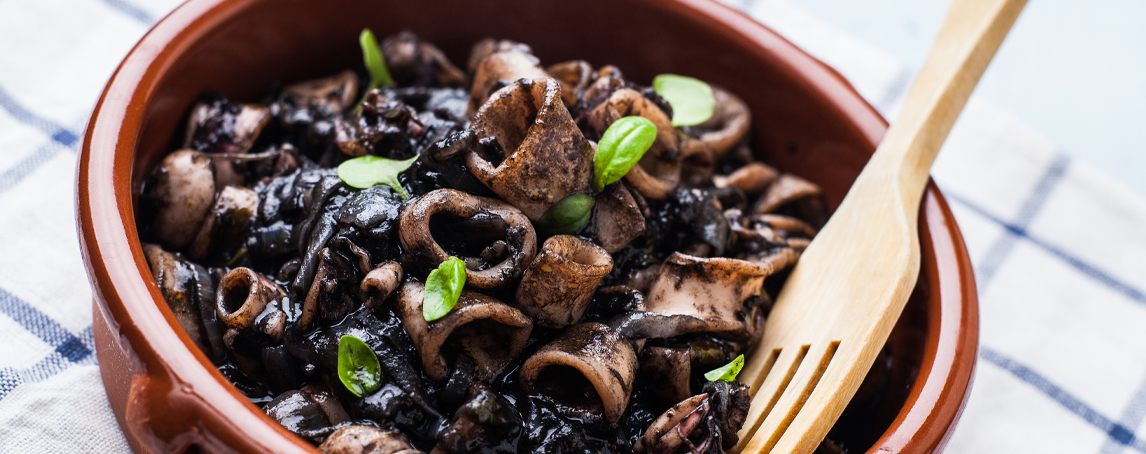 Lulas com tinta, uma receita com sabor a maresia