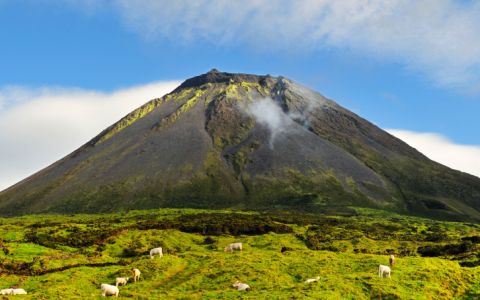 15 razões para visitar os arquipélagos dos Açores e da Madeira