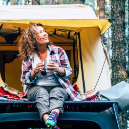 O que levar para o campismo? Reunimos os essenciais para acampar na Natureza