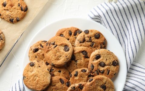 Bolachas com pepitas de chocolate: o snack perfeito para os miúdos