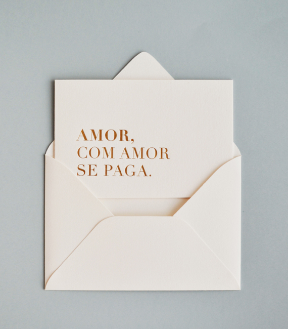 Postal Amor com amor se paga