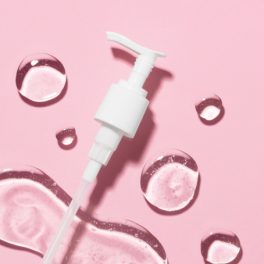 Álcool gel: os principais cuidados a ter (e uma seleção para ter sempre à mão)