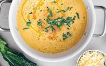 Sopa de tubérculos: uma opção com natas light, deliciosa e nutritiva