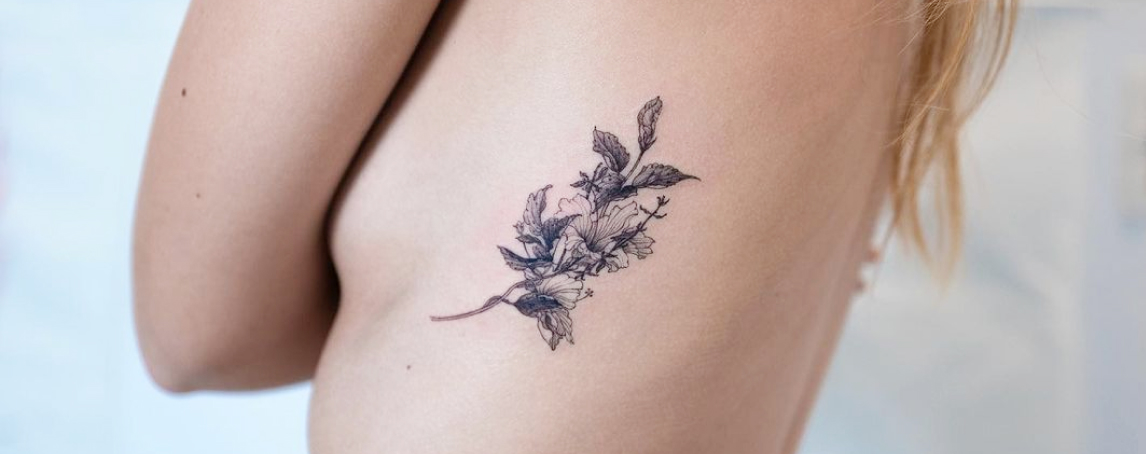24 tatuagens de flores para enaltecer o seu lado mais feminino