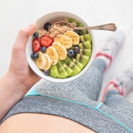 Como ter uma alimentação equilibrada pós-treino, segundo uma nutricionista