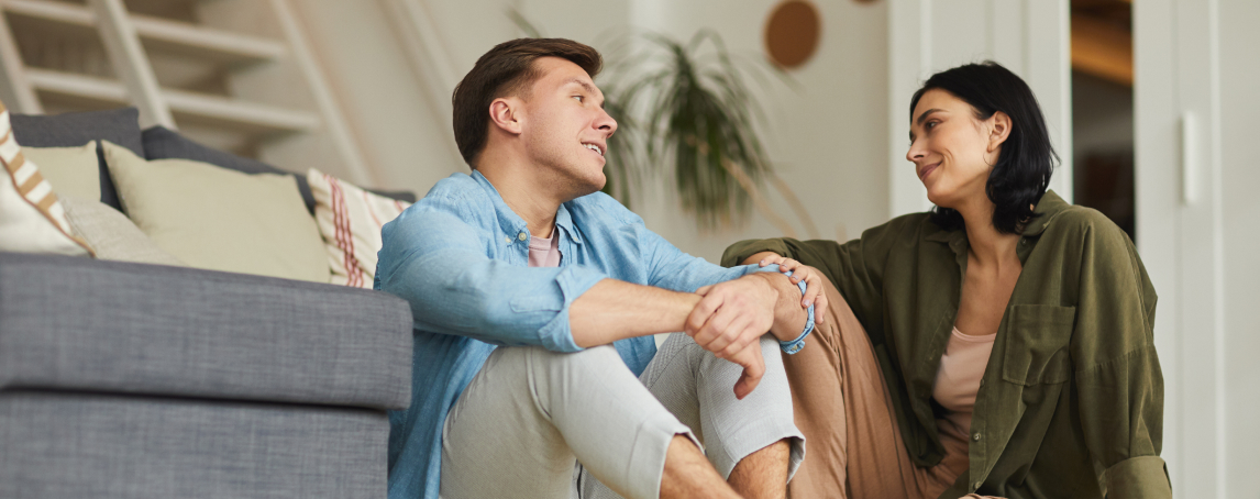 Como lidar com as discussões numa relação, segundo uma terapeuta de casal