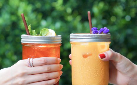 3 receitas de ch&aacute; frio para se manter fresca e hidratada no ver&atilde;o
