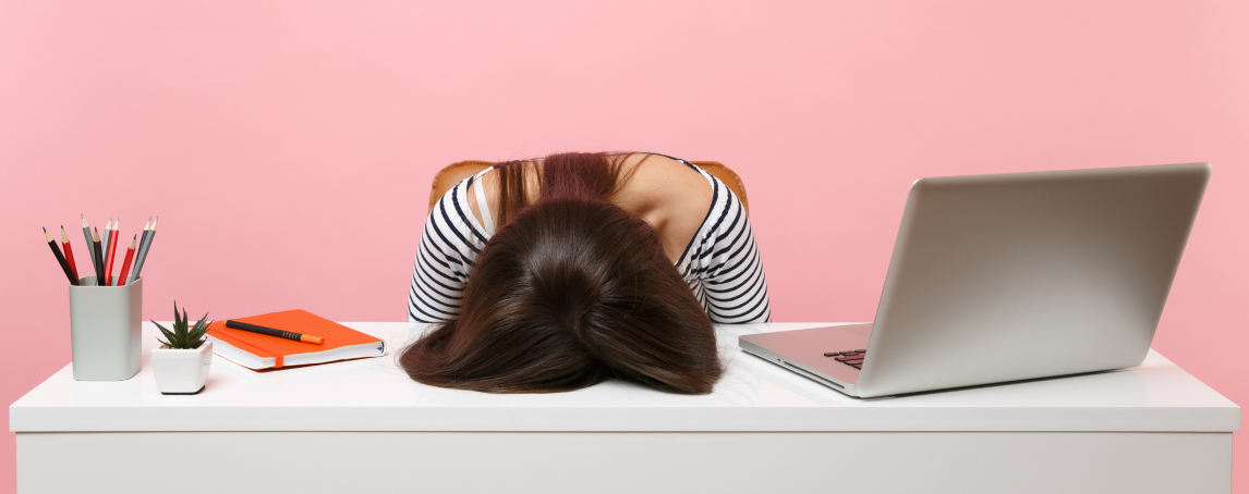 As mulheres são quem mais sofre com as reuniões no Zoom, afirma estudo