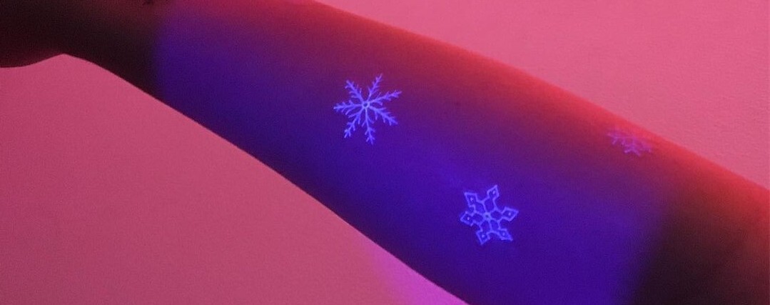 #BeautyCall. Tatuagens que brilham no escuro? Sim, por favor