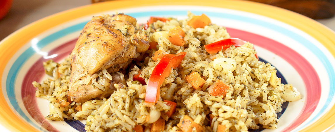 Arroz chaufa com frango: a receita exótica que deve experimentar
