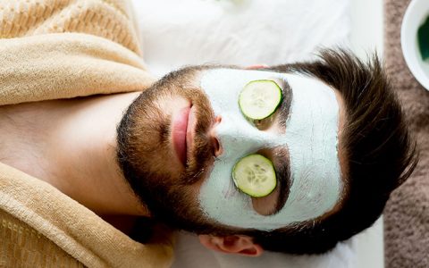 Não sabe o que oferecer ao homem da sua vida? Conheça o mundo dos cosméticos para eles