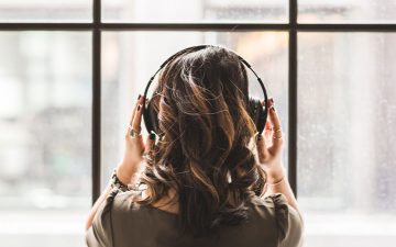 16 podcasts portugueses para ouvir no Spotify
