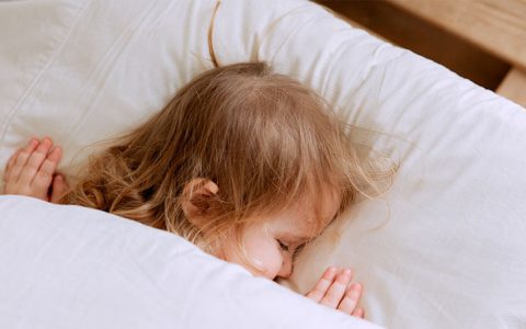 O sono das crianças é essencial para o seu crescimento. Conheça estas estratégias
