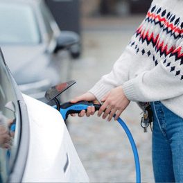 Há vantagens em comprar um veículo elétrico. Conheça 6