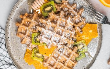 Waffles de laranja e canela para adoçar o verão